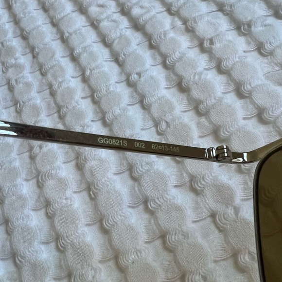 GUCCI 62mm Oversize Square Sunglasses - Picture 13 of 13